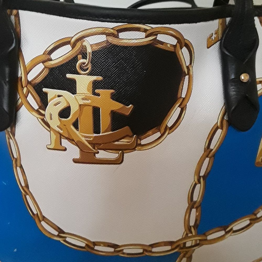 Meet your Posher, Zain